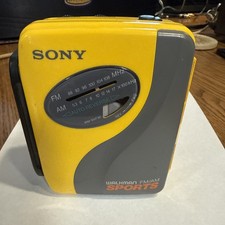 Vintage Sony WM-SXF30 Sports FM/AM Radio Walkman Cassette Player TESTED Working