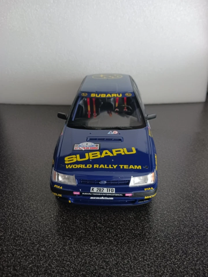 Subaru Legacy 1:18 Otto McRae WRC - Photo 2/4