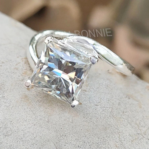 3.80 Ct Princess Cut VVS1 White Diamond Ring 925 Silver US 7 Earth Mined Brazil
