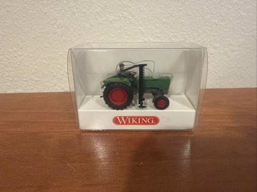 Tractor Wiking Wendt Farmer 2S, escala 1:87 #0890 40 29 | Zustand: New