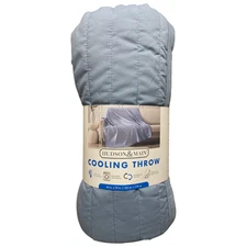Hudson & Main Reversible Lightweight Cooling Throw Blanket, 60" x 70" (Blue)