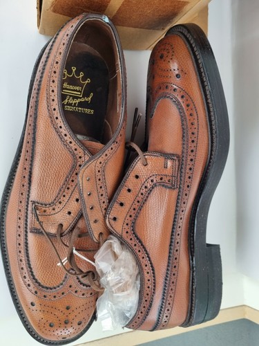 Tan Leather Wingtip Shoes. Size 
