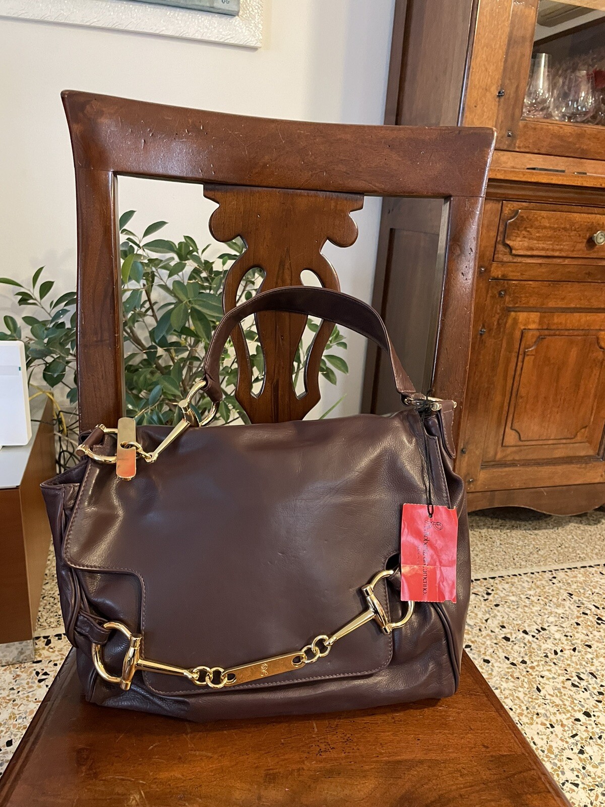 Foto 1 di 7