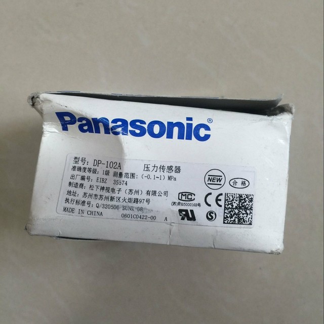 1pc New Panasonic Sunx Pressure Sensor Dp 102a
