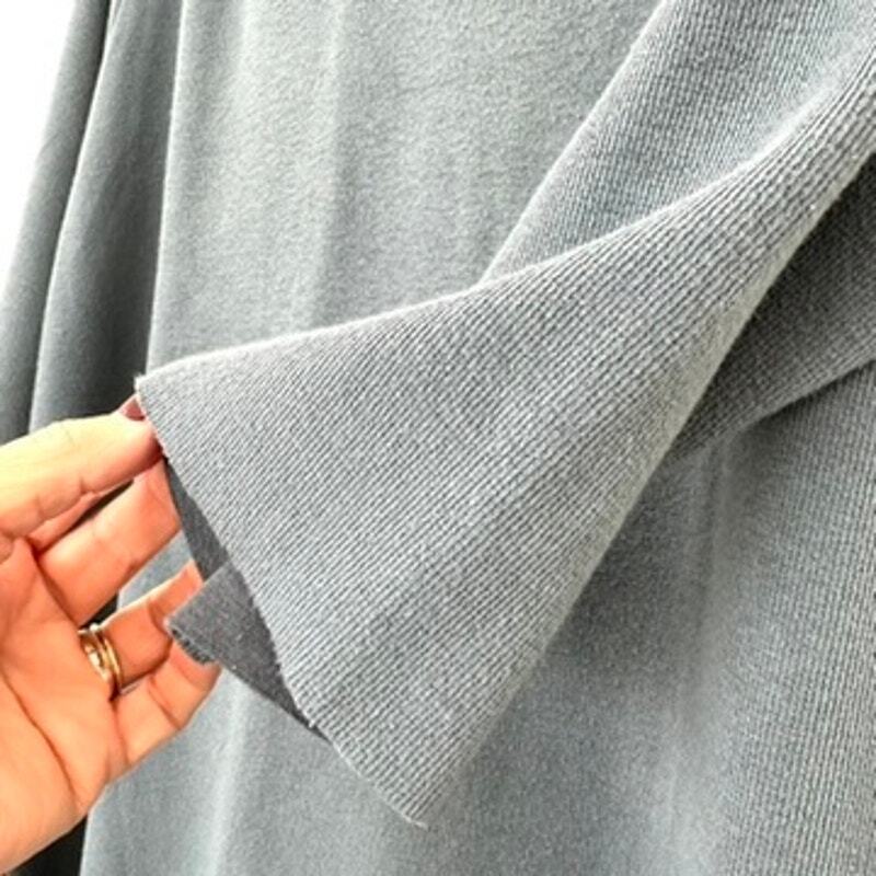 By Min Soft V-Neck Midi Dress with Side Slits View 5