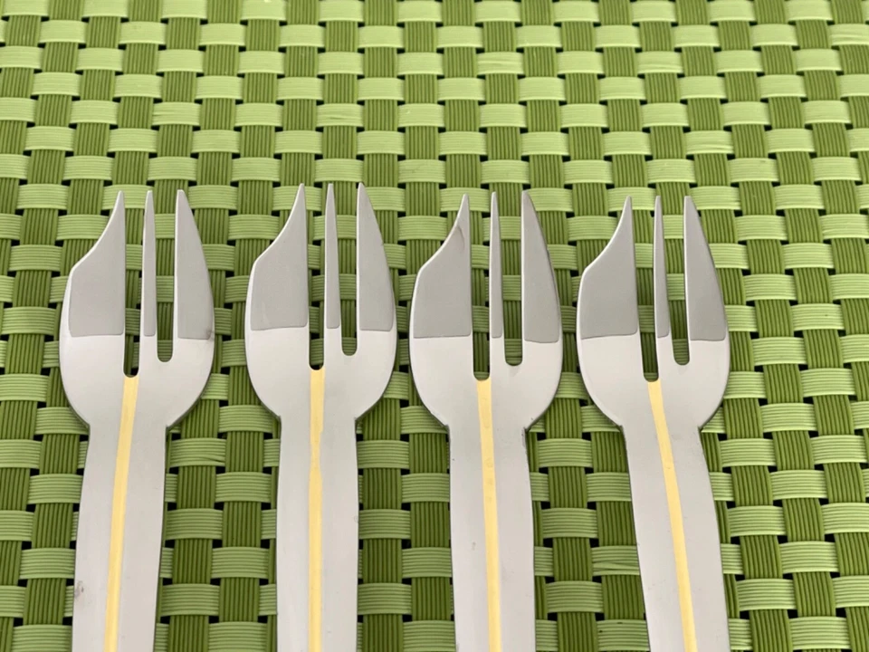 Talheres WMF Cromargan RUE ROYALE GOLD aço inoxidável 4 garfos de coquetel 18/8 B65G - Imagem 2 de 4