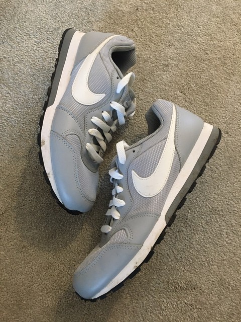 ladies nike velcro trainers