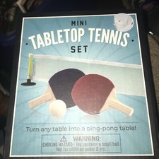 MINI TABLETOP TENNIS SET CONTAINS 2 PADDLES, BALL AND A NET - NEW