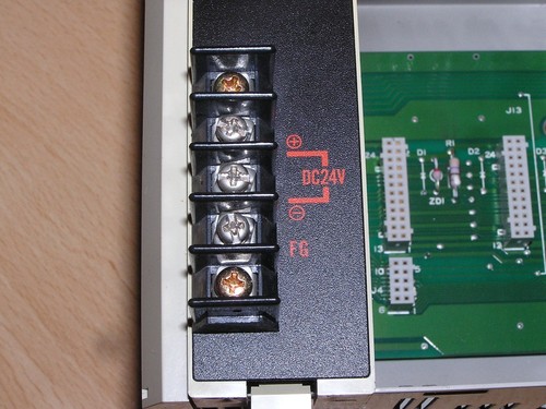 HITACHI PSM-D 1696-7111 24VDC Power Supply EM & H-200 Series PLC used excellent - Picture 3 of 9