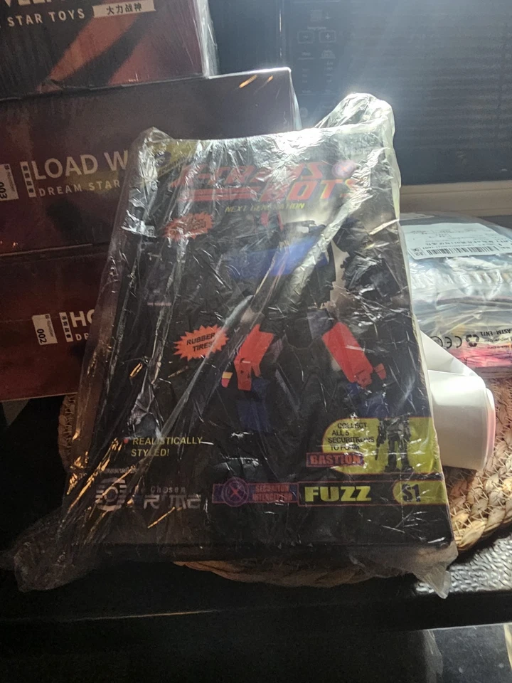 X-Transbots MX-30B FUZZ (G2 Deco) - Image 3 of 4