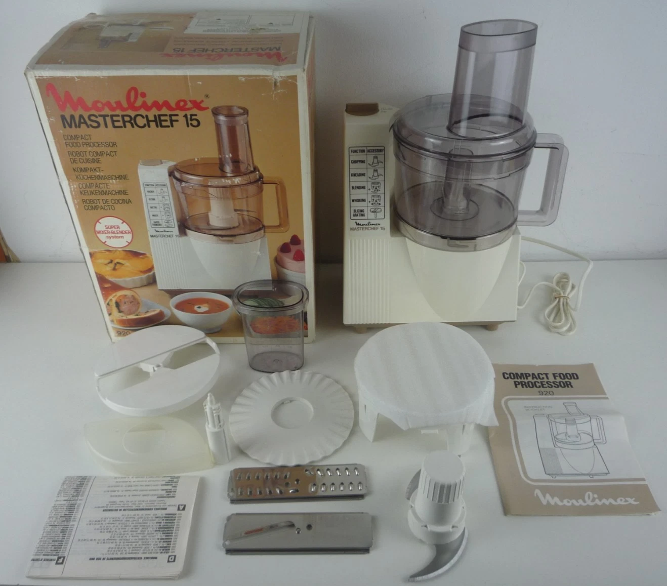 VINTAGE 1970'S MOULINEX 290 MASTERCHEF 15 COMPACT FOOD PROCESSOR COMPLETE IN BOX
Opens in a new wind