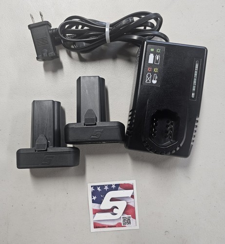 Snap-on Tools 2 14.4v Batteries and Charger Combo CTC772A CTB8174 - Picture 1 of 4