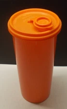 Tupperware Orange 262 Handolier 32 Oz. Round Pitcher