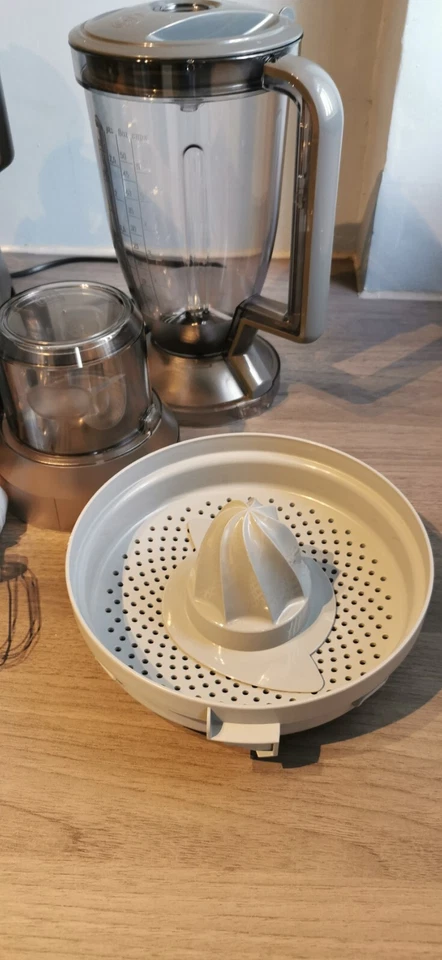 Bosch food processors MCM68861GB/01 - Image 3 of 4