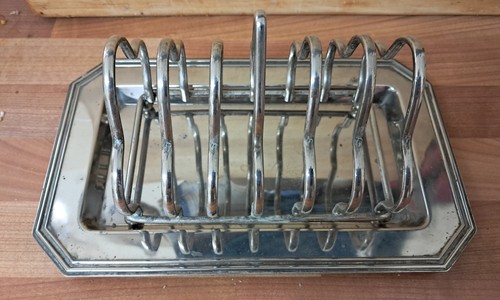Job Lot 12 Vintage Metal Pieces Tableware Toast Rack,Cutlery,Sugar Nips etc - Picture 2 of 11