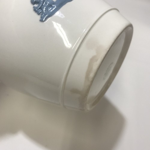 Wedgwood Etruria Barlaston Embossed Queensware Blue On Cream Pitcher 5” Tall - Picture 6 of 9