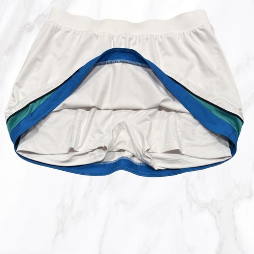 Tail Women’s White Tennis/Golf Skort w/ Blue & Green Detail, Size M - Picture 4 of 8