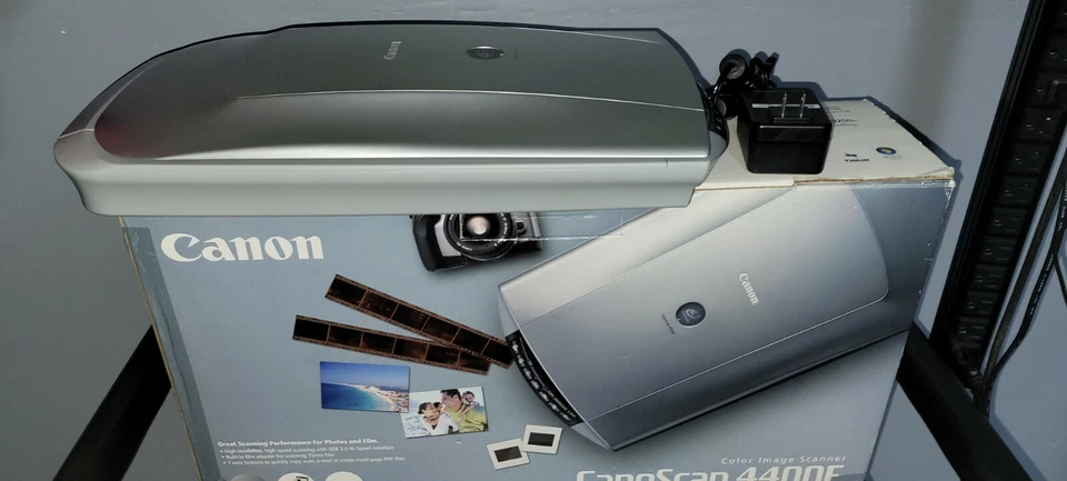 CANON Flatbed Scanner CanoScan 4400F Copy Photo Film Negatives NO FILM HOLDERS  - Image 4 of 4