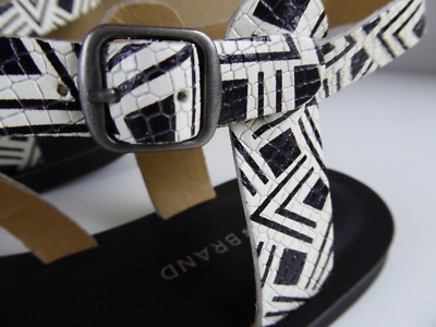 Lucky Brand Leather Criss Cross Sandals NIB White Black Yuki w