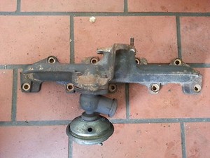 Citroen C5 2,2 HDi 98kW 2005 Abgaskrümmer 9631424110