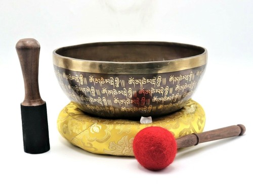 10 inches Mantra singing bowl, Handmade in Nepal, meditation, Chakra healing. - Picture 4 of 8