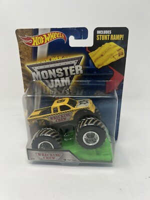 Hot Wheels Monster Jam Stunt Ramp Wrecking Crew #19