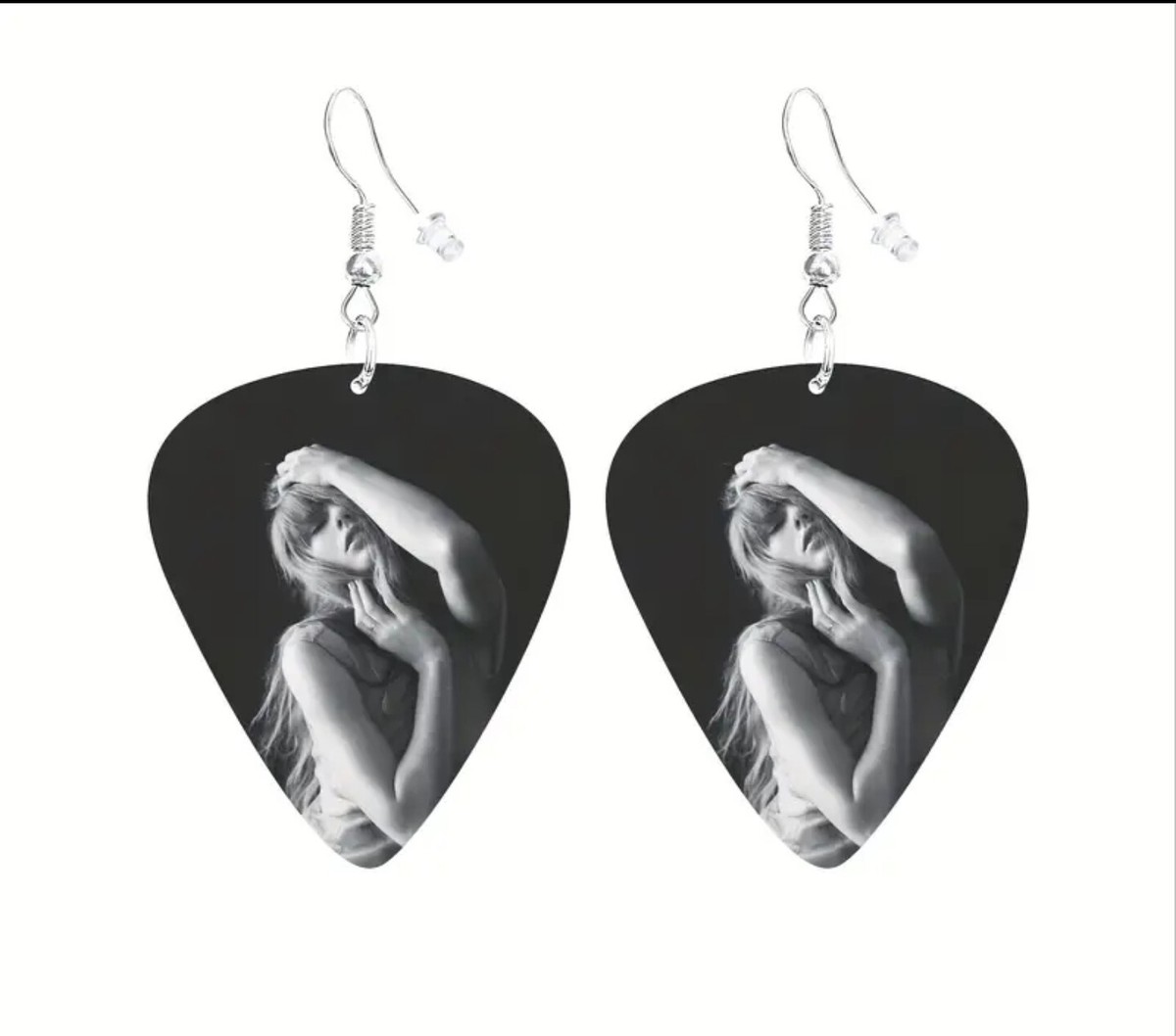 TAYLOR SWIFT Guitar Pick High Fashion Earrings Set