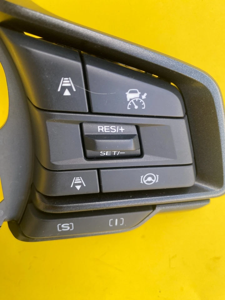 Interruptor de control de crucero del volante Subaru Crosstrek 2021-24 OEM 83154-FL800 Foto 3 de 4