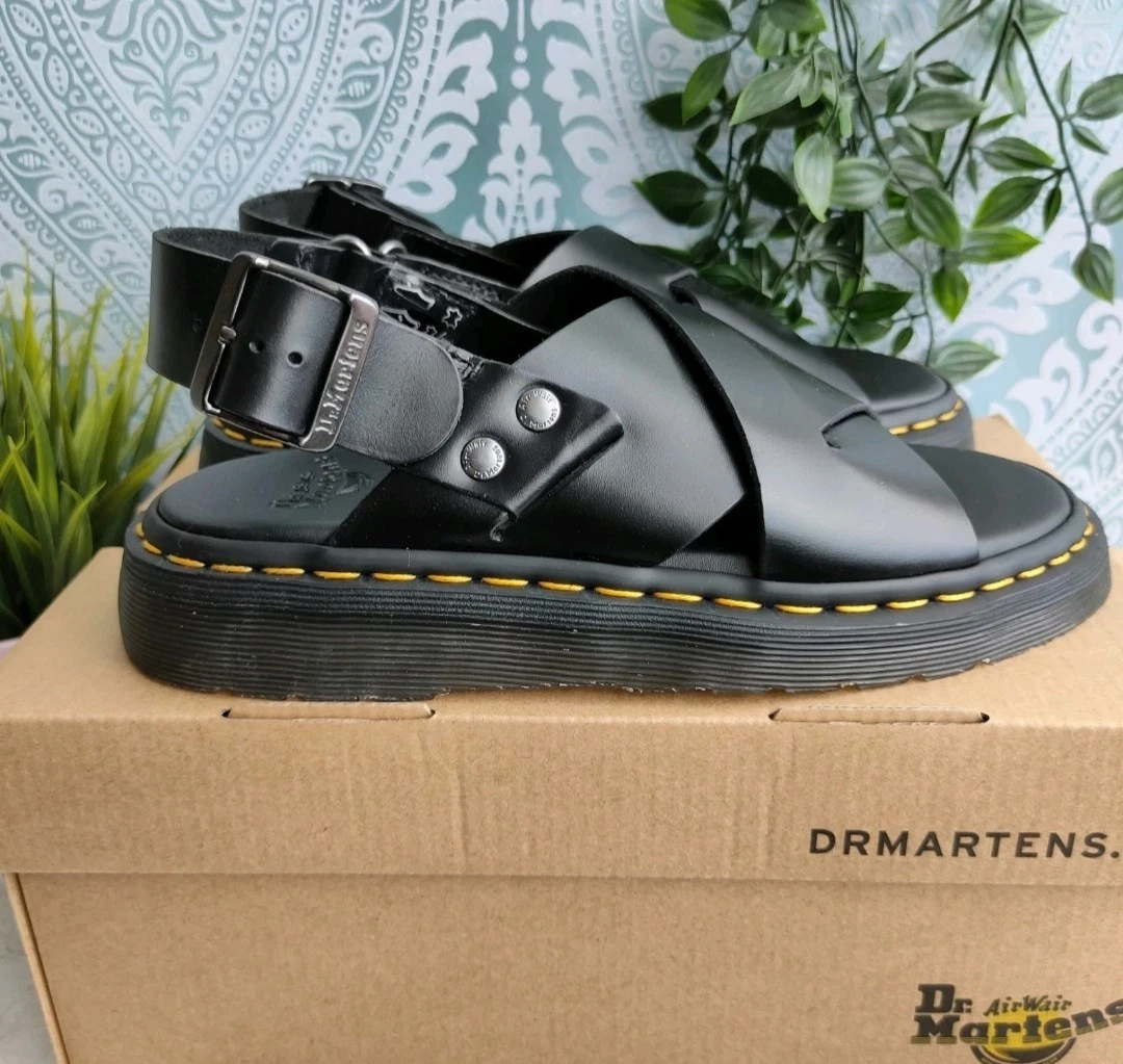 Dr. Martens Zane Brando Leather Sandals Available In UK sizes 3-12
Opens in a new window or tab