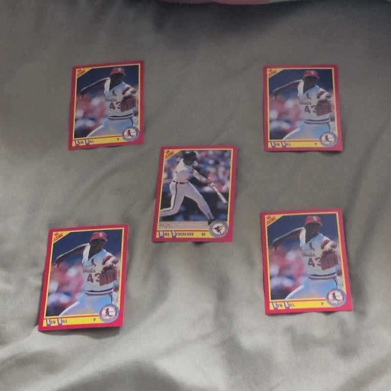 Topps 1989 MLB Baseball Card Lot (5) - Ken Hill x4 & Mike Devereaux #417