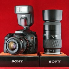 ***SONY SLT-A65V+MINOLTA 35-70mm & 75-300mm | 24.3MP APS-C SENSOR DIGITAL SLR***