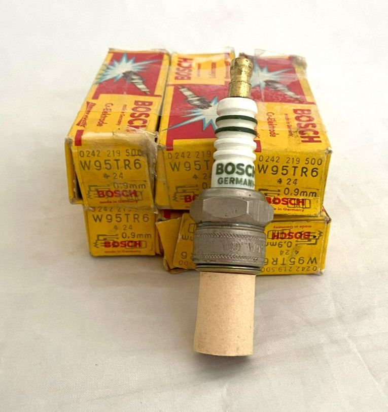 NEW OLD STOCK - GROUP of 6 BOSCH Spark Plugs W95TR6 or WR10F