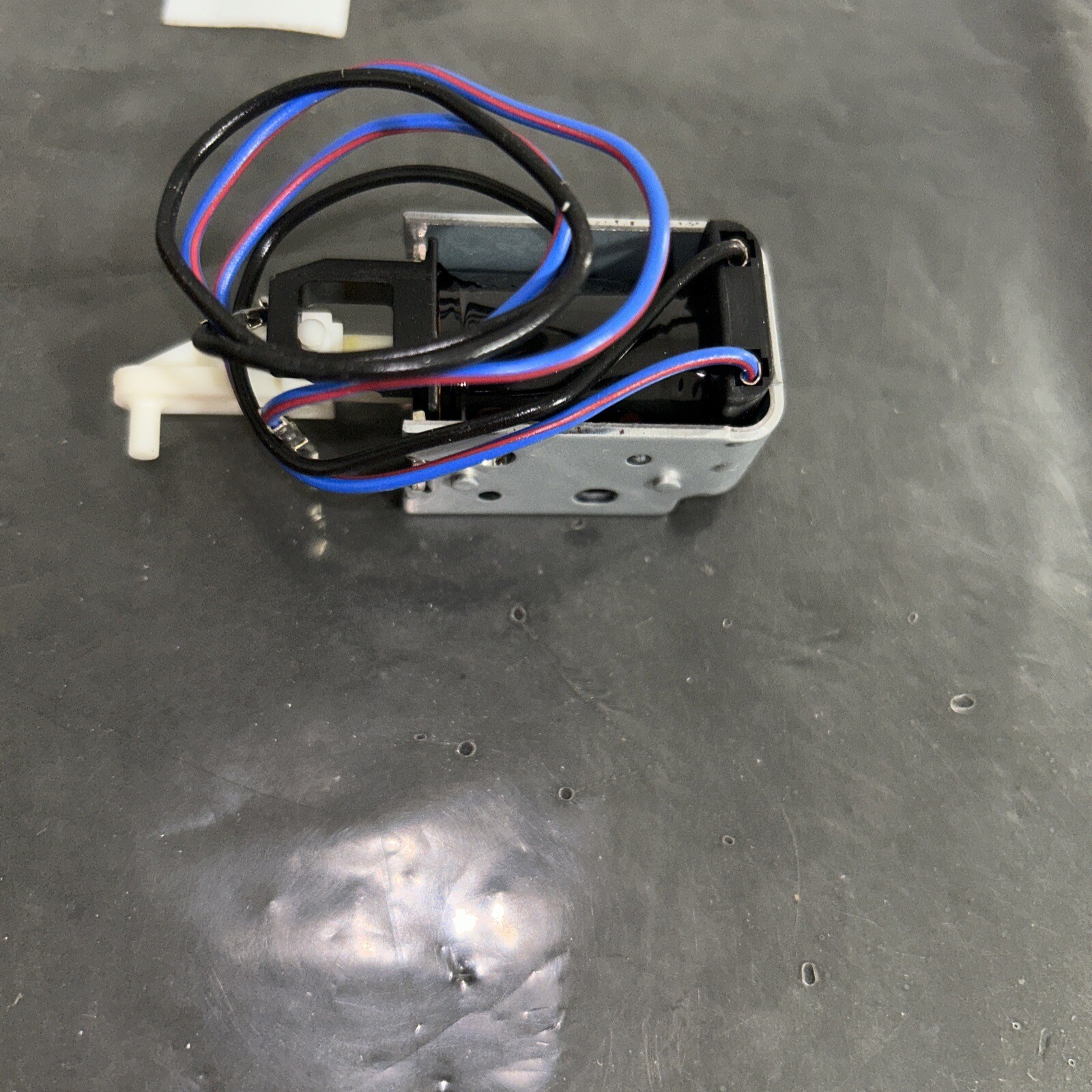 NISSAN 349708Y010 SHIFT INTERLOCK SOLENOID NIB Fast Shipping