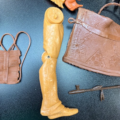 Marx Chief Cherokee Action Indian Doll with Accessories - Boxed - For Parts - Picture 15 of 16