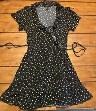 Forever 21 Women's Mini Wrap V-neck Black Floral Dress  - Size Small Ruffle Trim