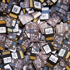 Lot of 100 64GB Micro SD Memory Cards Mixed Brands Used/New Untested