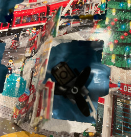 Lego City ADVENT CALENDAR  2824 mostly complete with tray & box