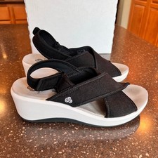 Clarks Cloudsteppers Black White Wedge Strapp...