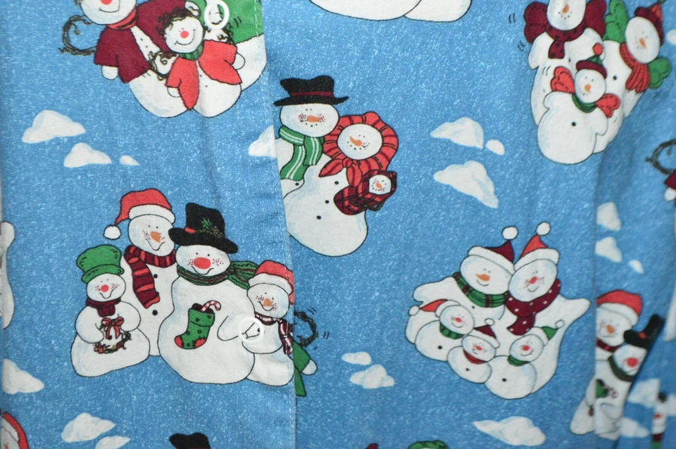 Blue Snowman Winter Long Sleeve Lab Coat Medical Dental Size Large - Image 2 of 4