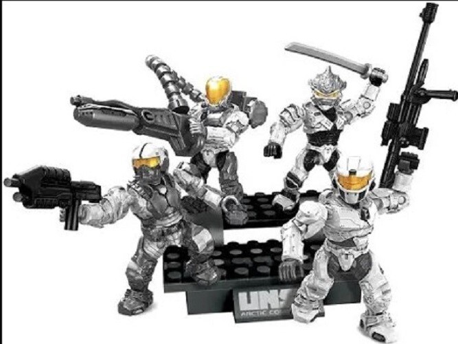 Mega Bloks - Halo Arctic Combat Unit Set #96858  Very Rare 2010