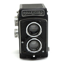 ROLLEICORD II Model IV TLR CAMERA Carl Zeiss Triotar 75MM 3.5 LENS 1939 Made