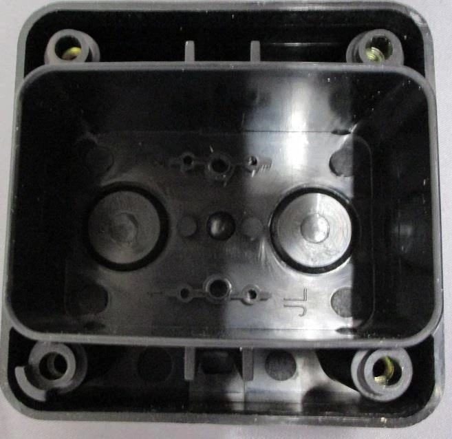 E Stop Station Keyed C/W NO & NC Switches & 2 x 455 Keys. Key Reset IP44 - Image 4 of 4