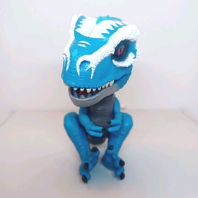 Fingerlings Dinosaur Untamed T-Rex Ironjaw Interactive Blue & White Tested Works