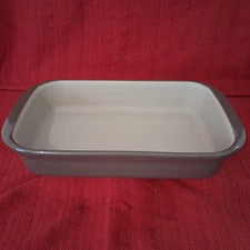 Pampered Chef Medium 2 qt Greystone / Taupe Rectangular Baker #1422