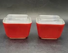 VTG Set of 2 Pyrex 501 Primary Red Refrigerator Dish Containers w/Ribbed Lids