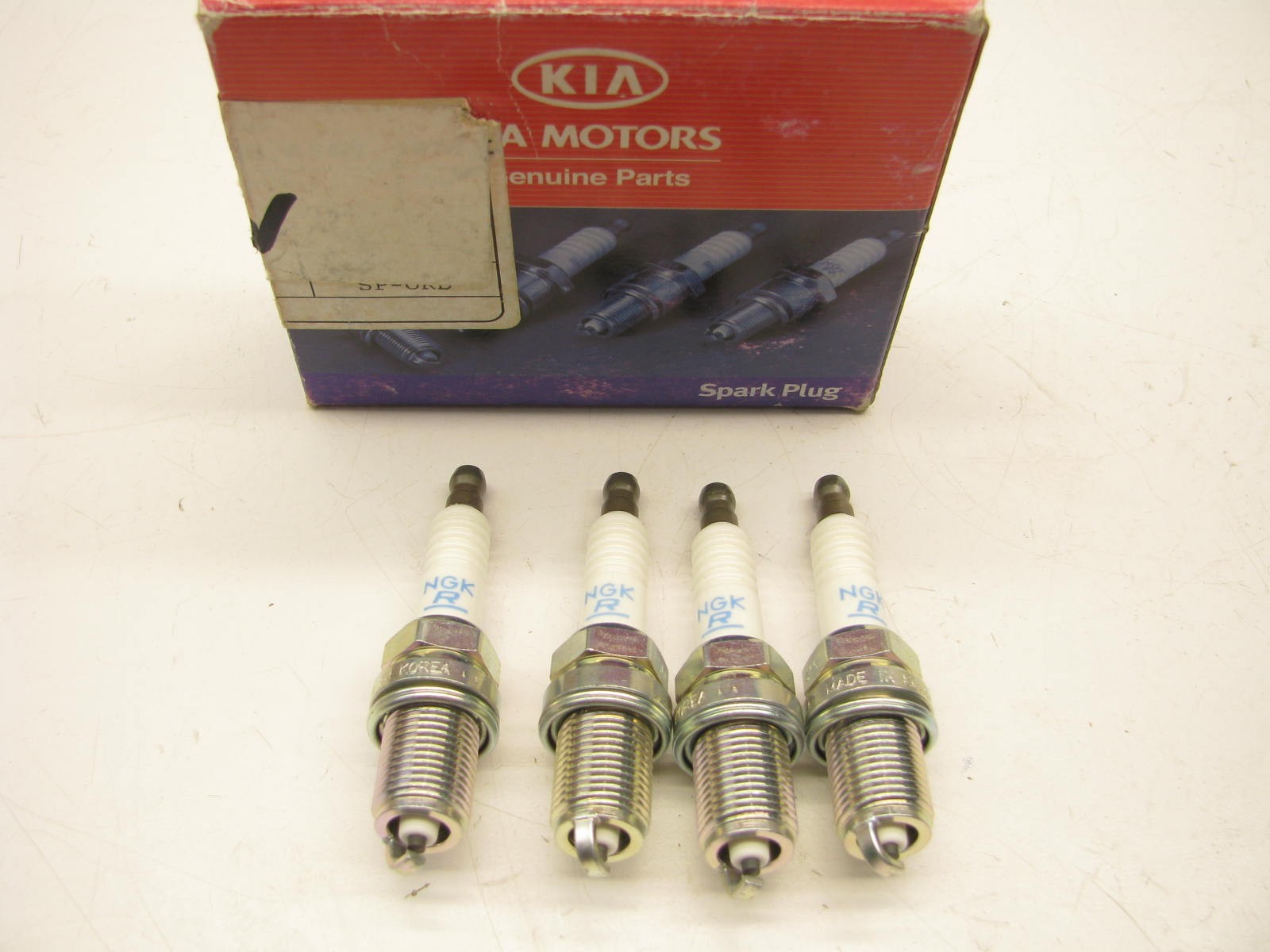 4 Brand New Genuine Spark Plugs OEM For 2003-2005 KIA Rio NGK BKR6ES-11