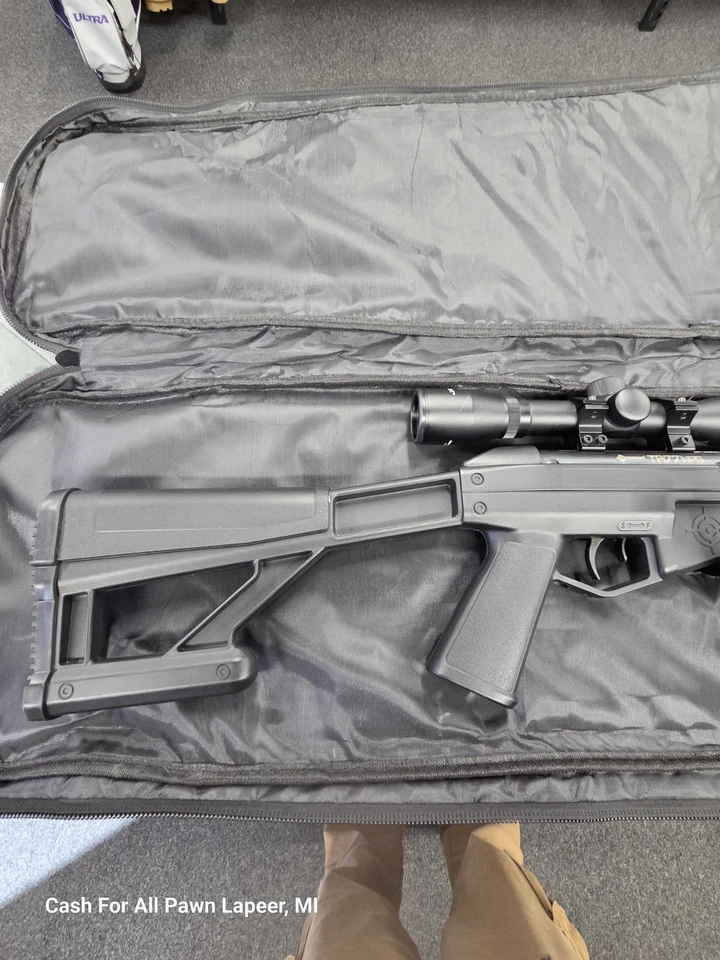 Crossman TR77  .177 Cal Pellet Gun With Scope EXCELLENT CONDITION  w case - Image 2 of 4