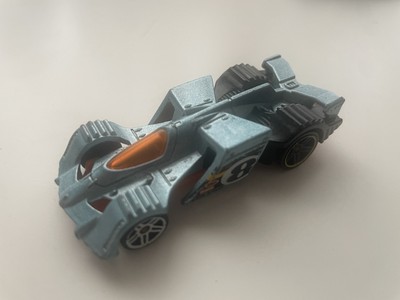 Hot Wheels Epic Fast  Blue Diecast Race Car 2014 CFH02 L11