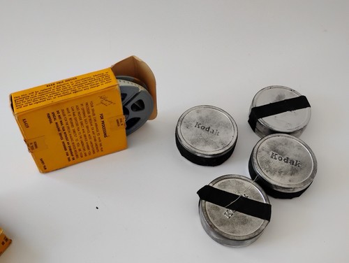 5 pc  Vintage Lot Kodak 8mm 4 metal 8mm film canisters one processed film