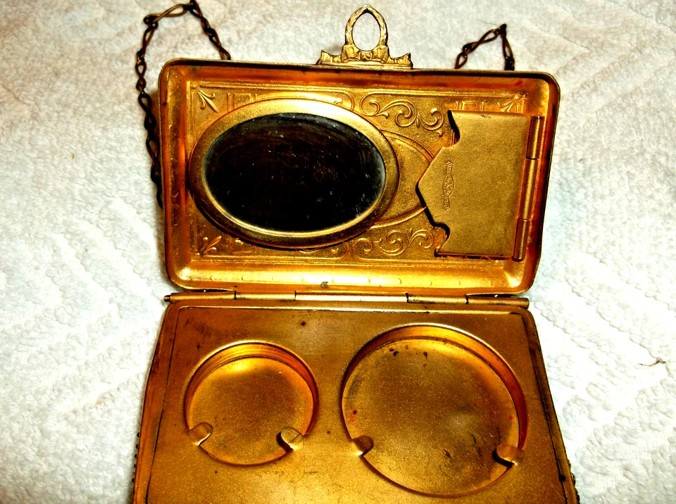 Whiting Davis 搪瓷网眼钱包化妆紧凑型艺术装饰 Flapper 女孩晚装包 — 第 3/4 张图片